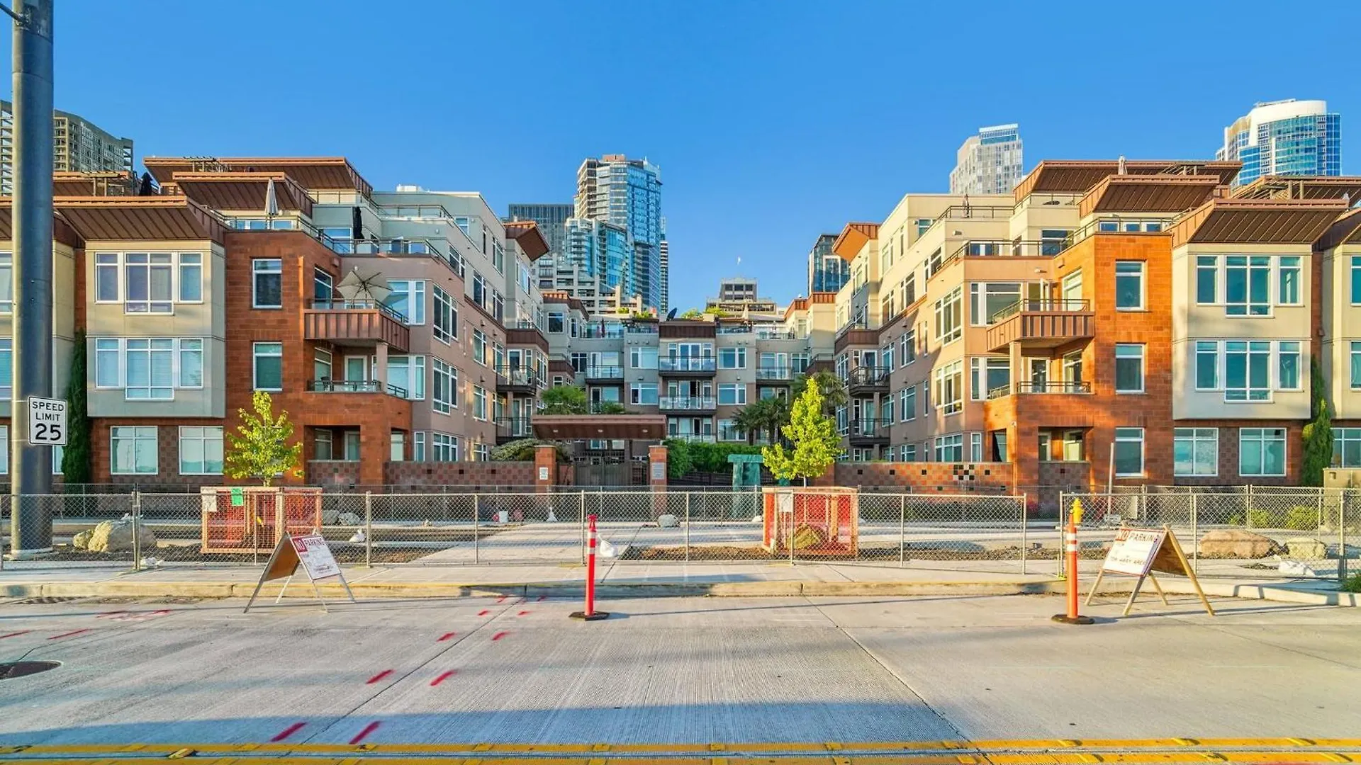 New Downtown 2 Beds, 2 Baths Waterfront Alaska 127 Seattle Holiday home